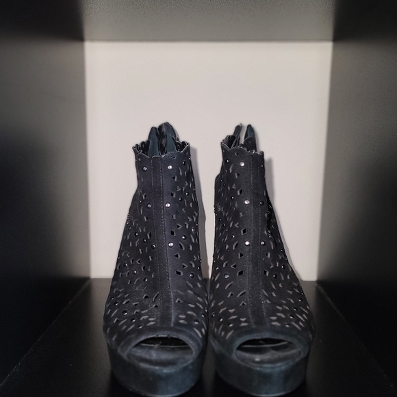 Enzo Angiolini Ankle Boots - Picture 2 of 4